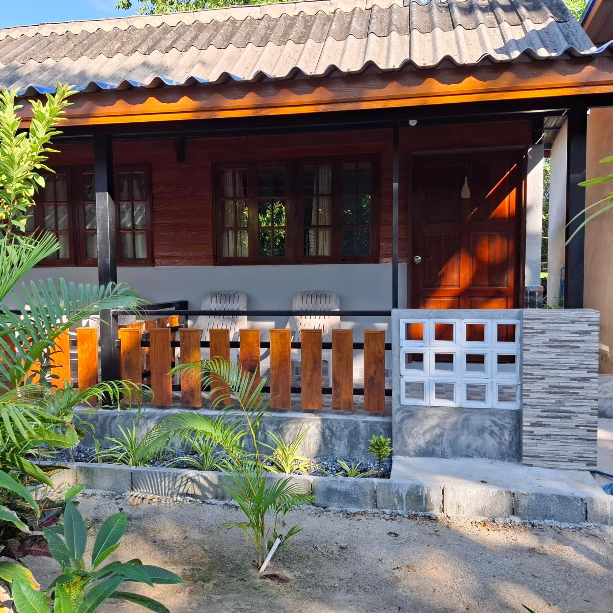 란타섬 Lanta Valom Buri 빌라 외부 사진