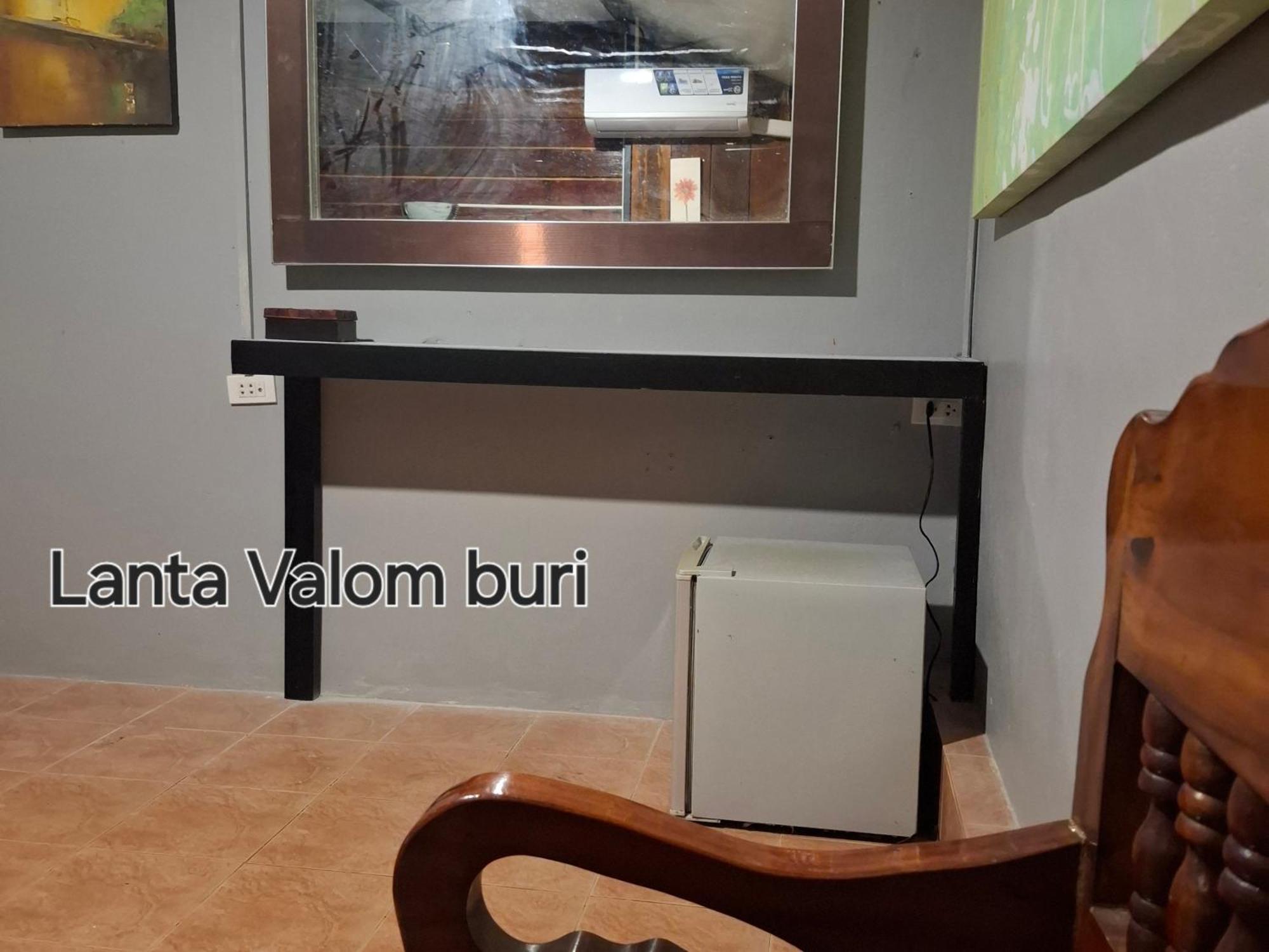 란타섬 Lanta Valom Buri 빌라 외부 사진